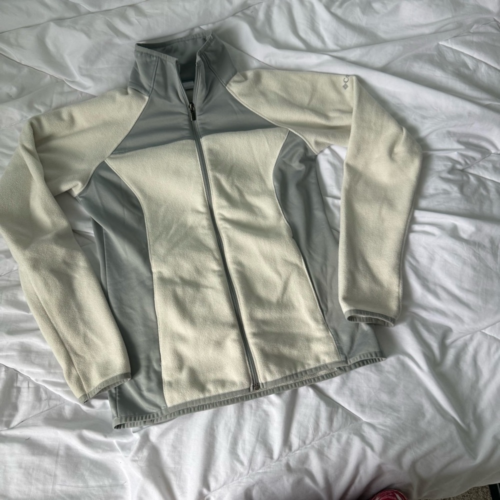 rare columbia off white and grey fleece jacket thumb holes small